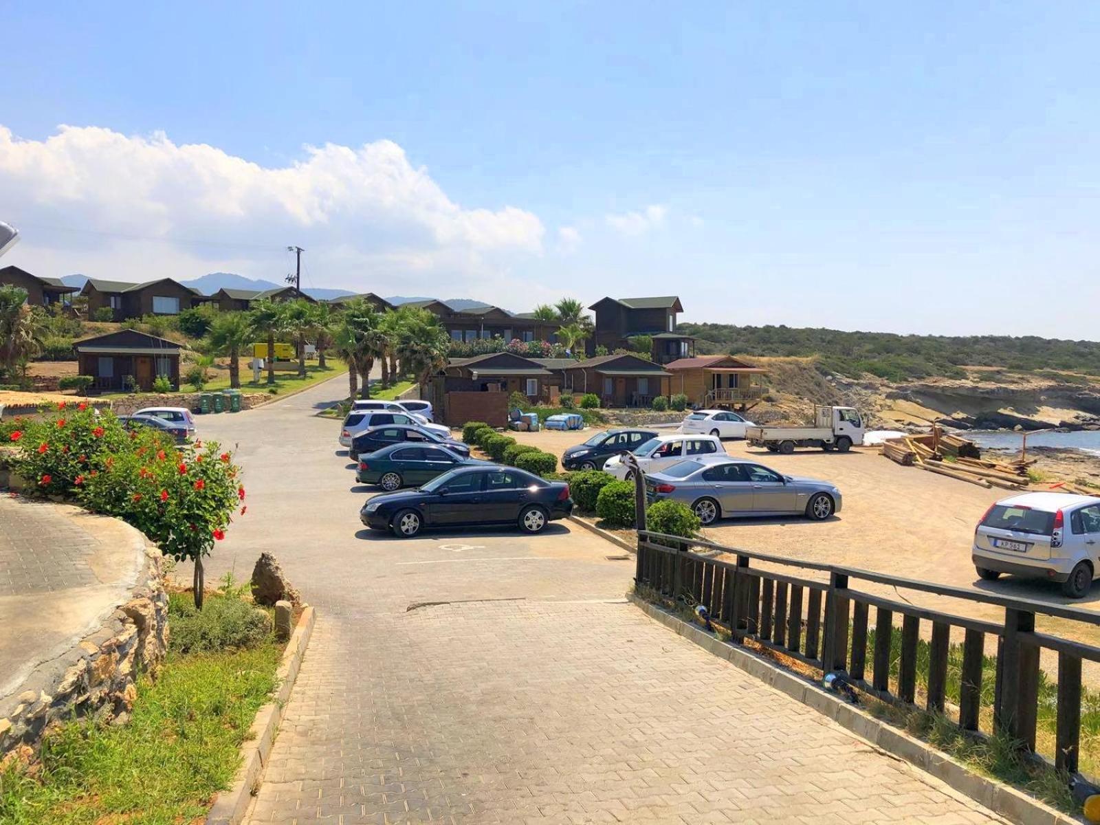Zambak Holiday Village & Restaurant Superb Seafront Location ! Agios Georgios  外观 照片