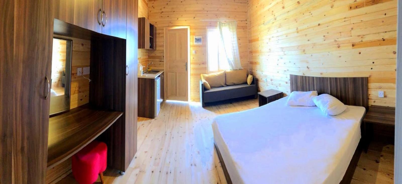 Zambak Holiday Village & Restaurant Superb Seafront Location ! Agios Georgios  外观 照片