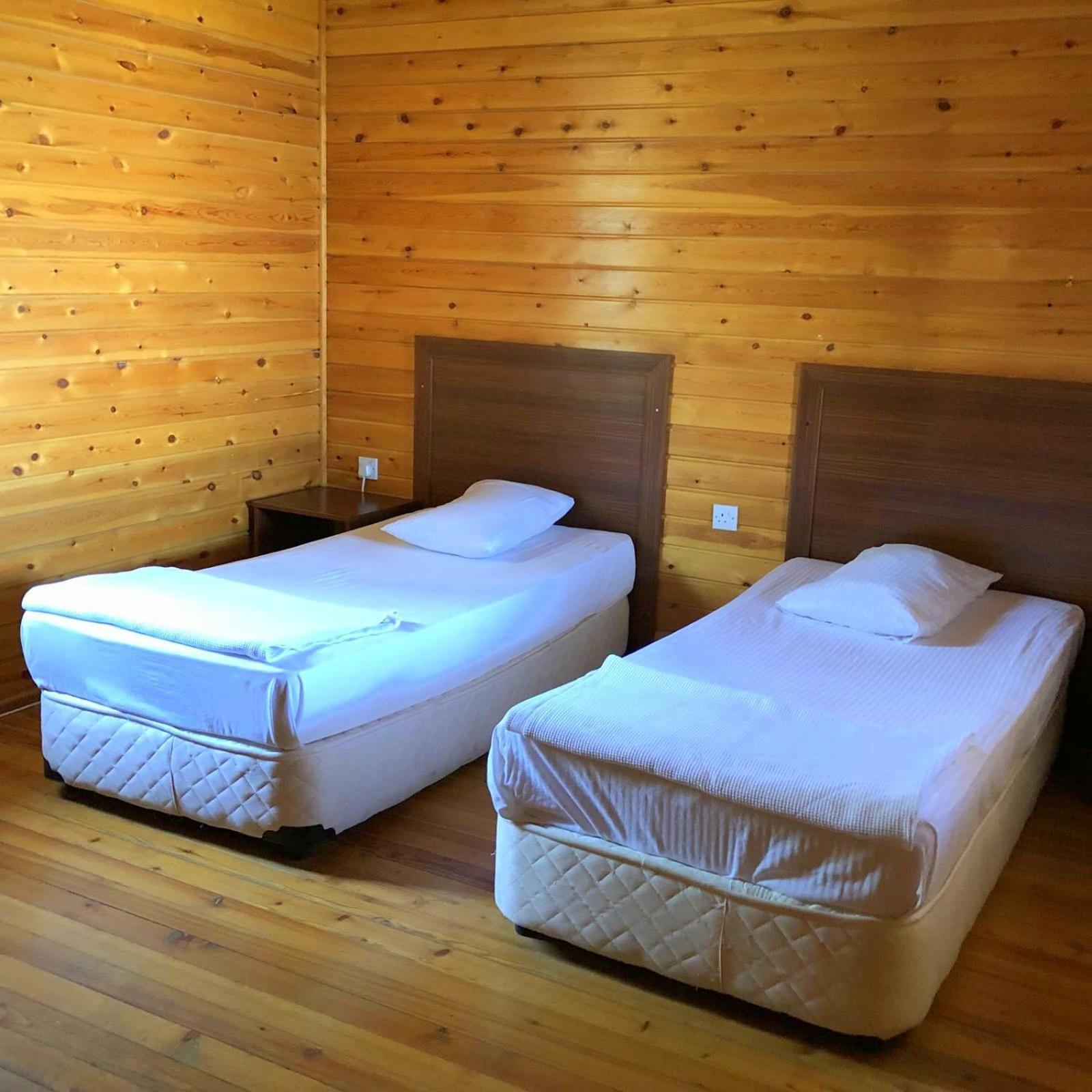Zambak Holiday Village & Restaurant Superb Seafront Location ! Agios Georgios  外观 照片