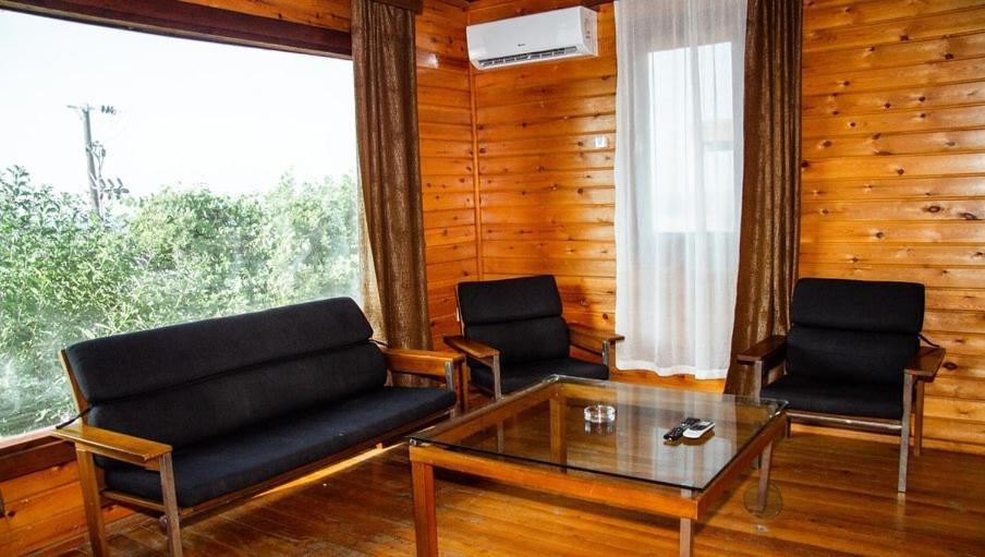 Zambak Holiday Village & Restaurant Superb Seafront Location ! Agios Georgios  外观 照片