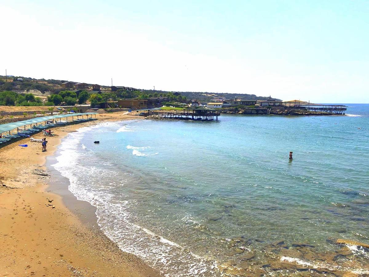 Zambak Holiday Village & Restaurant Superb Seafront Location ! Agios Georgios  外观 照片